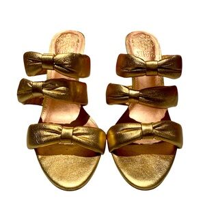 🩷VINCE EGYPTIAN GOLD HEELS! EXCELLENT CONDITION!! 🩷